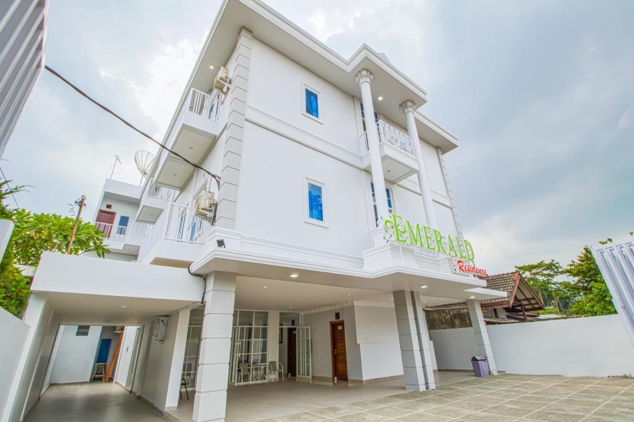 Emerald Residence Medan Eksteriør billede